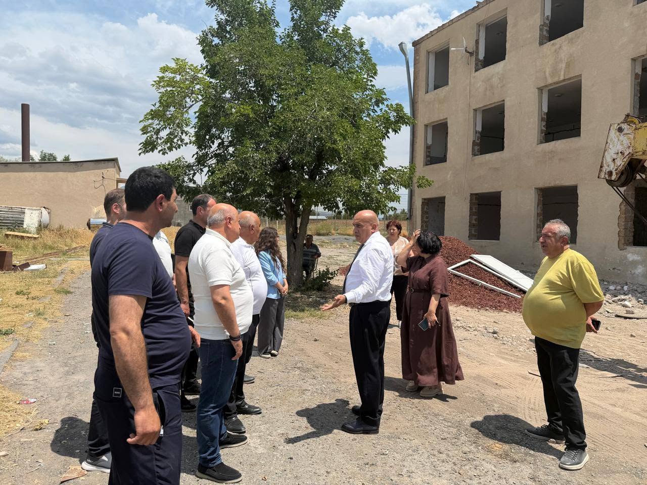 ՀՏԶՀ պատվիրատվությամբ Ոսկեվազում կառուցվում է և բուժամբուլատորիա և վերանորոգվում է դպրոցի շենքը